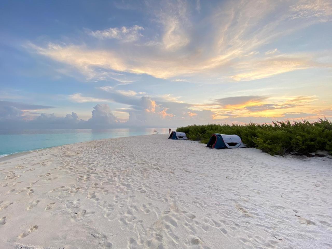 Asia Inn Maldives Hangnaameedhoo ภายนอก รูปภาพ